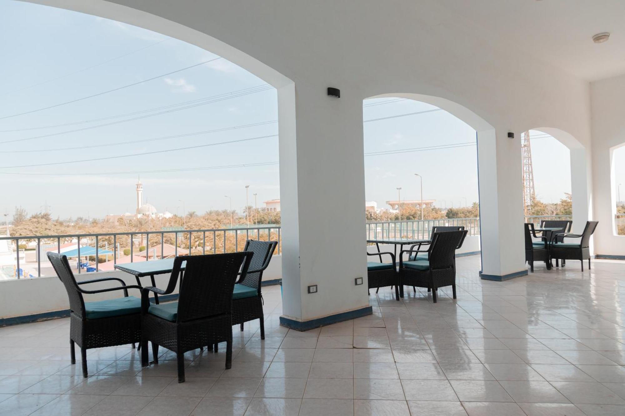 Assiut Cement Hotel Экстерьер фото